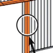 Accessoire d'obturation entre porte et bardage (fixation bardage) en élément de 2,10 mètres